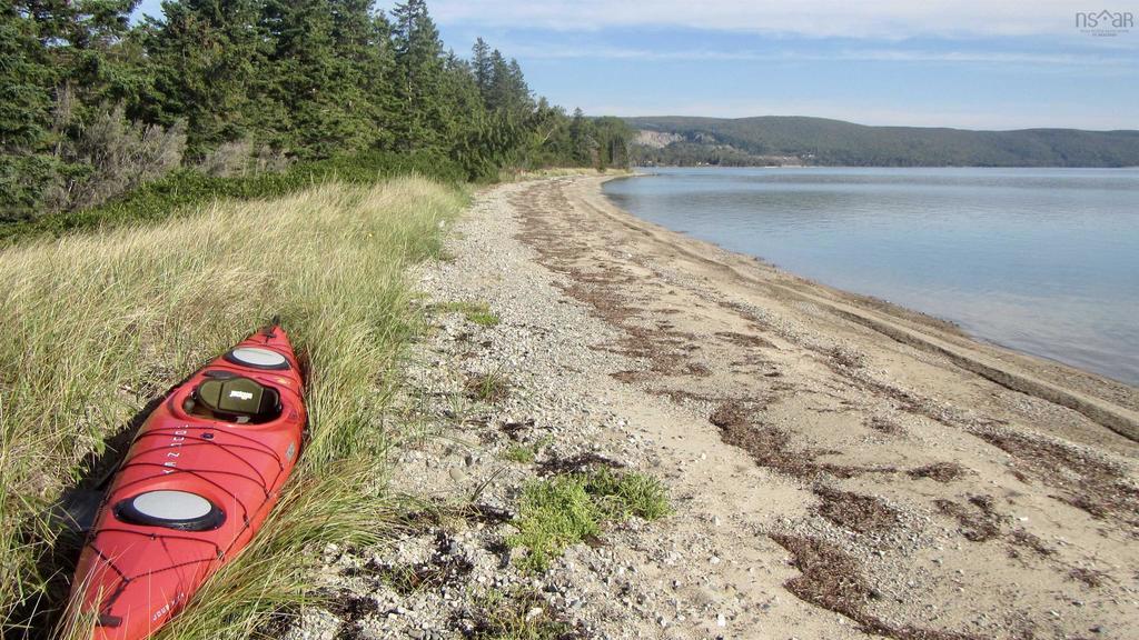 Unit 4  Marble Mountain Road, Marble Mountain - photo 3