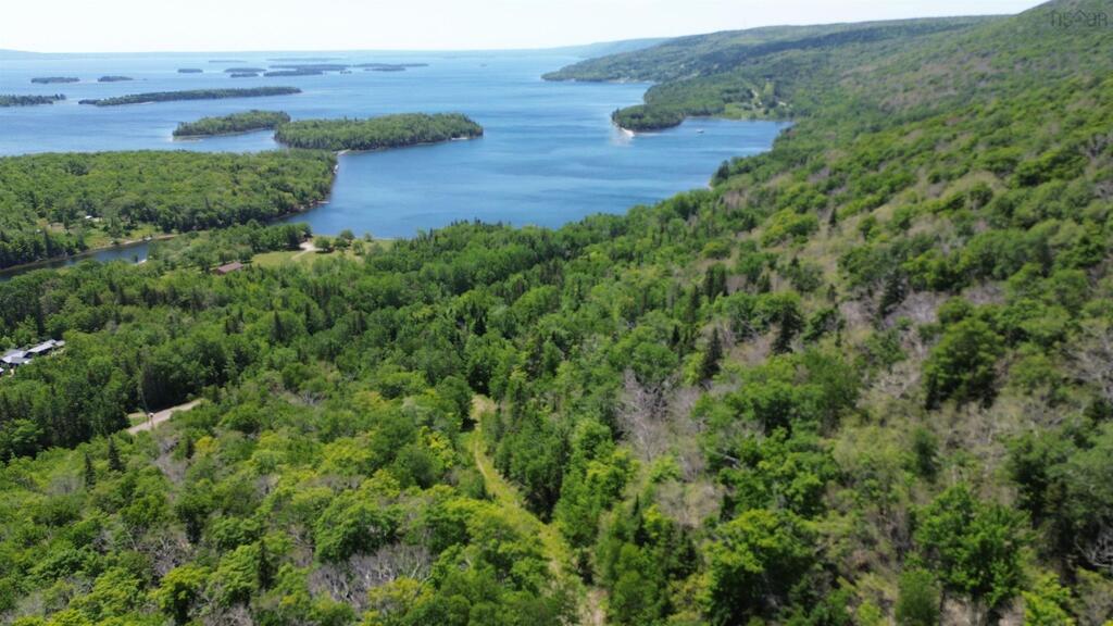  Marble Mountain Road, Marble Mountain