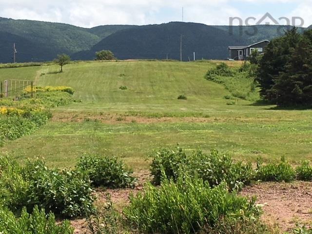  Roach Road, Point Cross