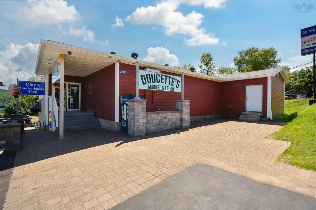 37867 Cabot Trail, Ingonish