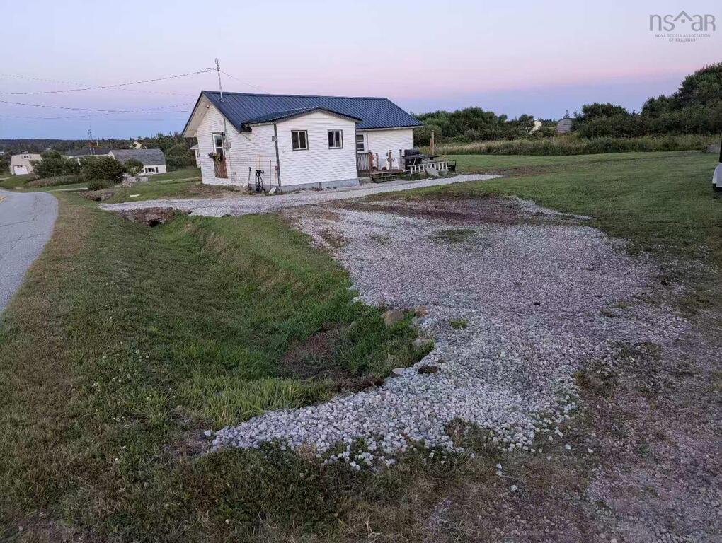 34 Club Road, Pinkneys Point - photo 4