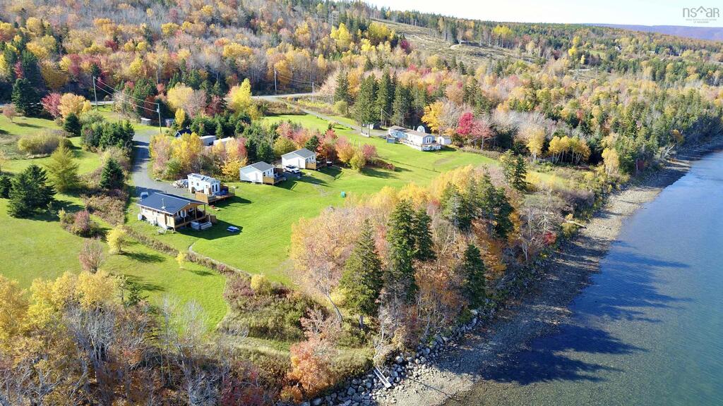 1543 West Lake Ainslie, West Lake Ainslie - photo 3