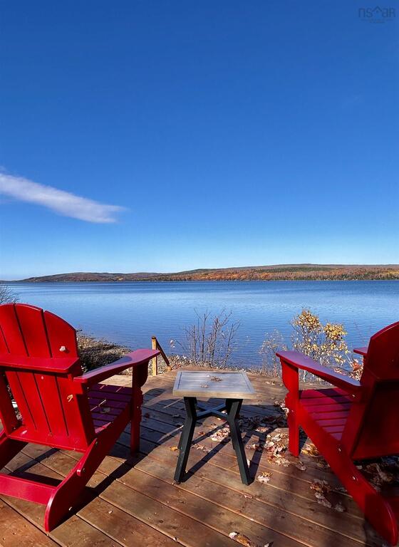 1543 West Lake Ainslie, West Lake Ainslie - photo 4