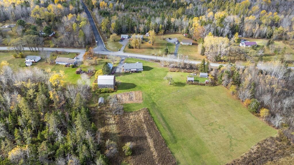 6874 Highway 354, Kennetcook - photo 3