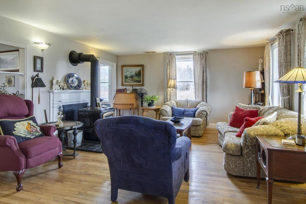 6209 Highway 1, Granville Centre - photo 3