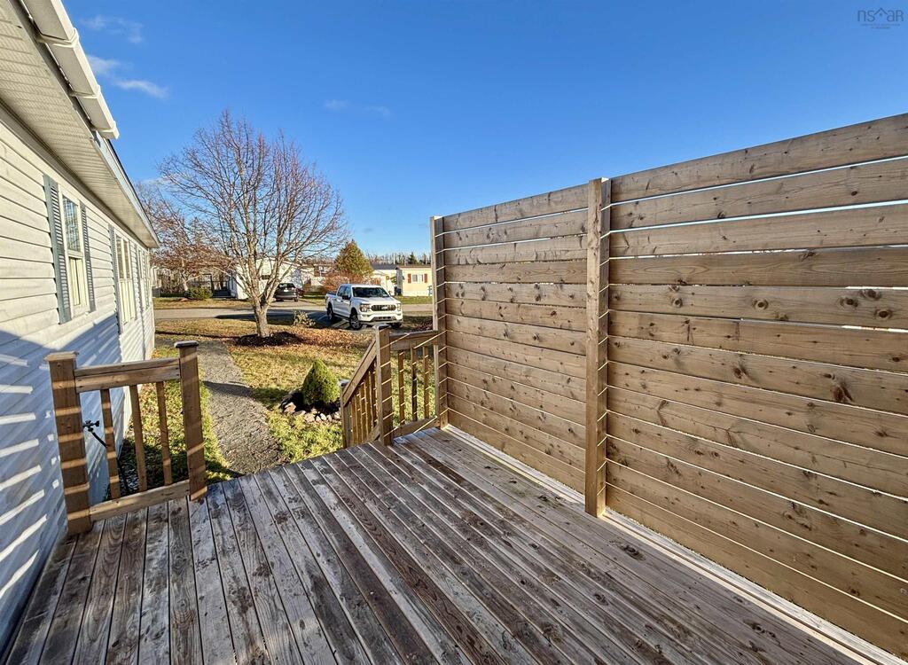 11 Park Blvd, Lower South River - photo 3