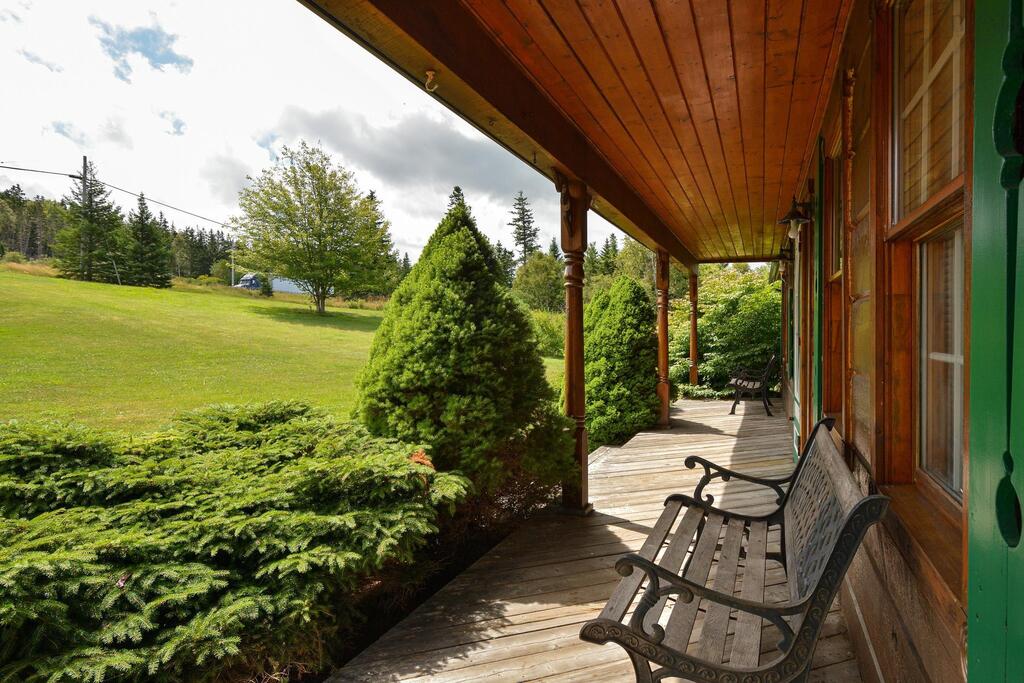 776 105 Highway, Boularderie East - photo 4