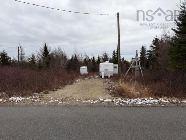 135 Spruce Drive, North East Point - photo 4