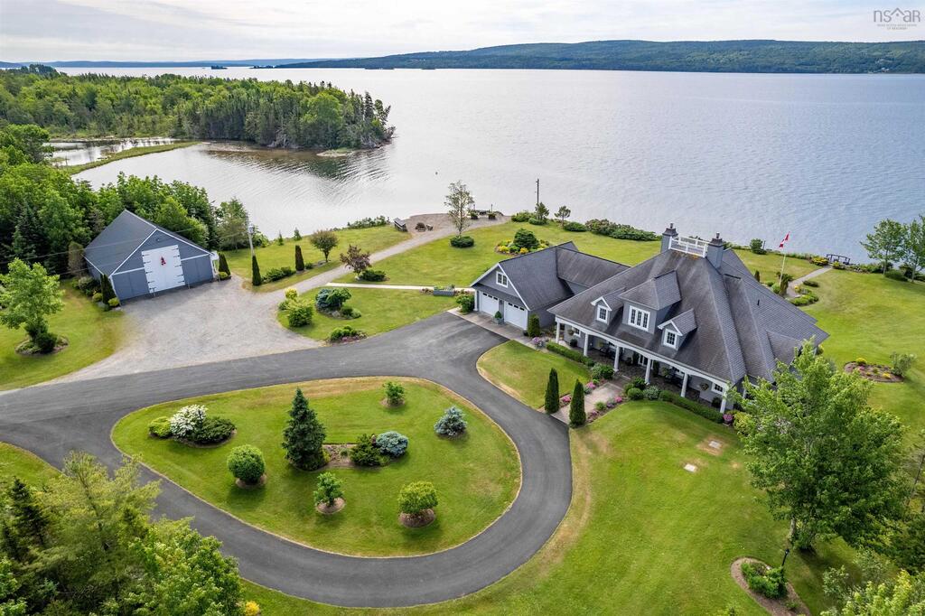 8805 Highway 105 Baddeck Inlet Highway, Baddeck Inlet