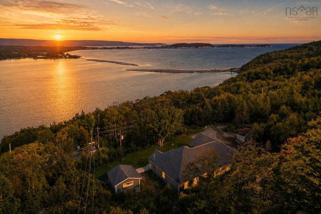 39170 Cabot Trail Road, Ingonish