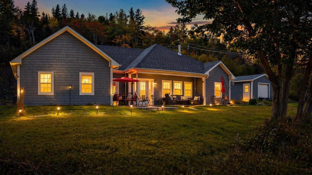 39170 Cabot Trail Road, Ingonish - photo 2