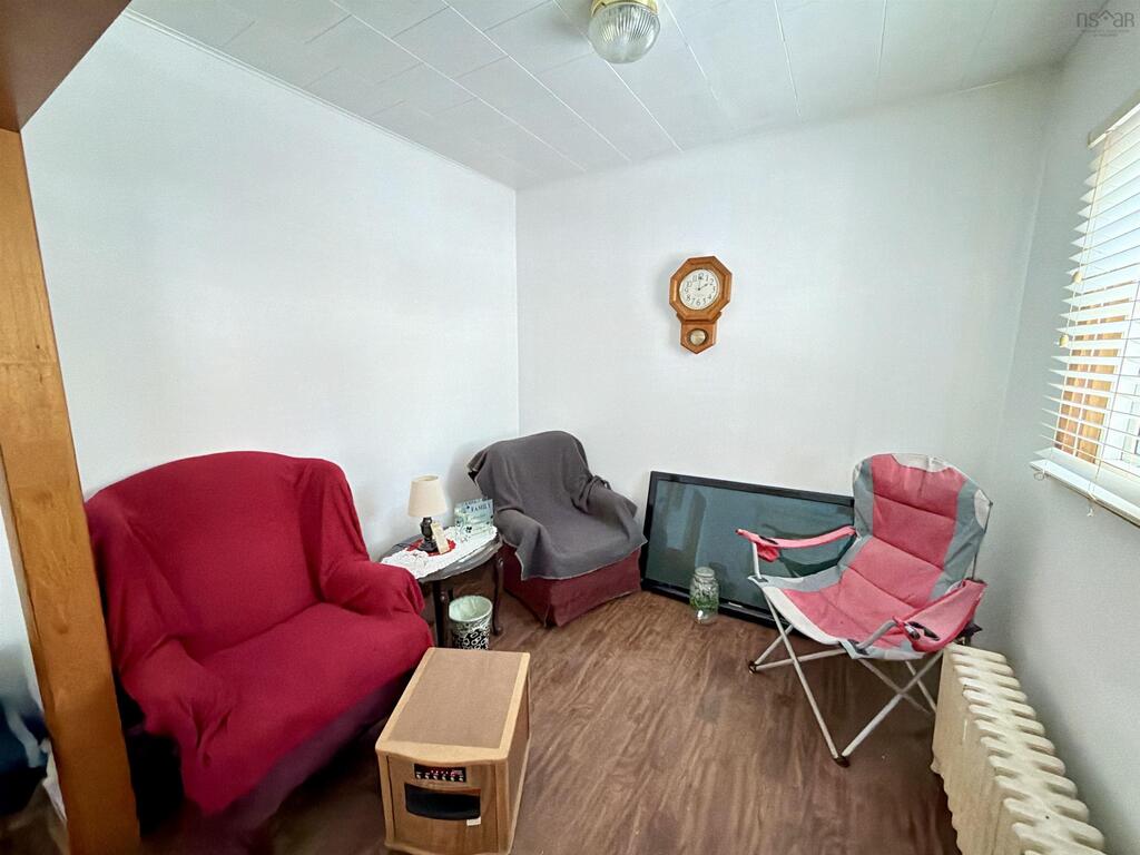 385 Gibbon Street, New Waterford - photo 4