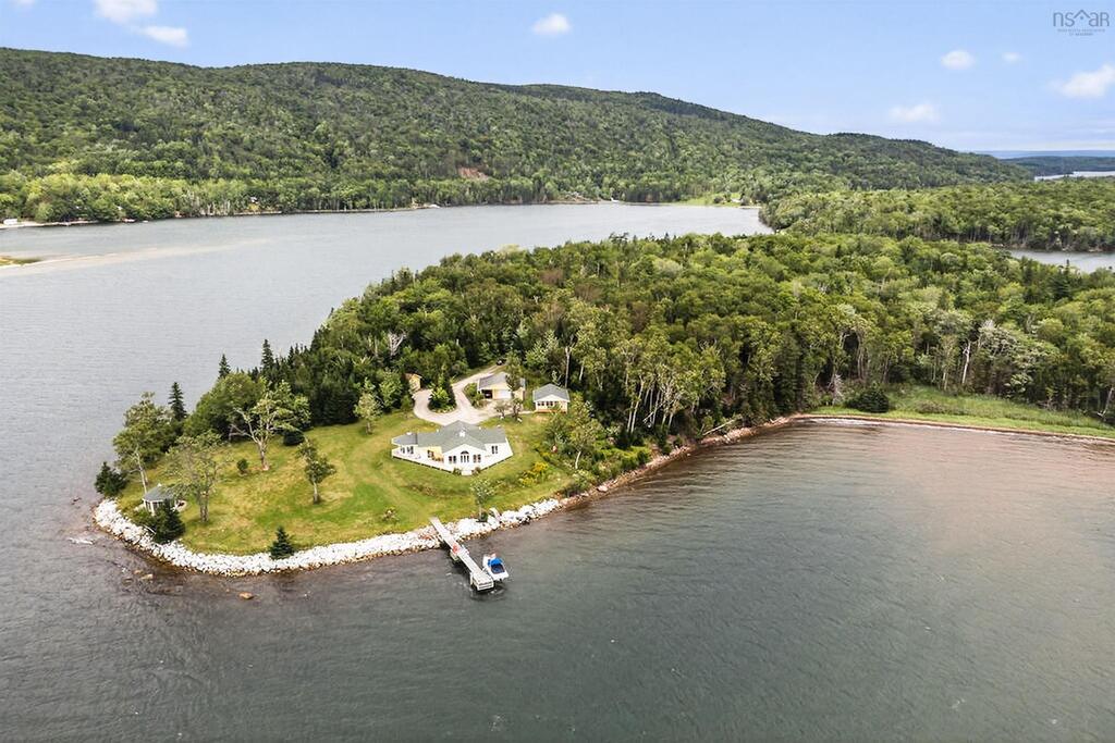 364 6012 Road, Marble Mountain