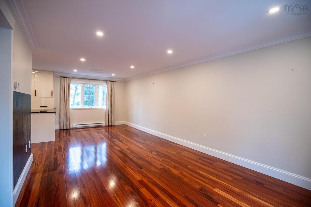 21 Forest Lane, Bedford - photo 3