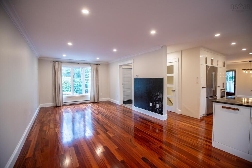 21 Forest Lane, Bedford - photo 4