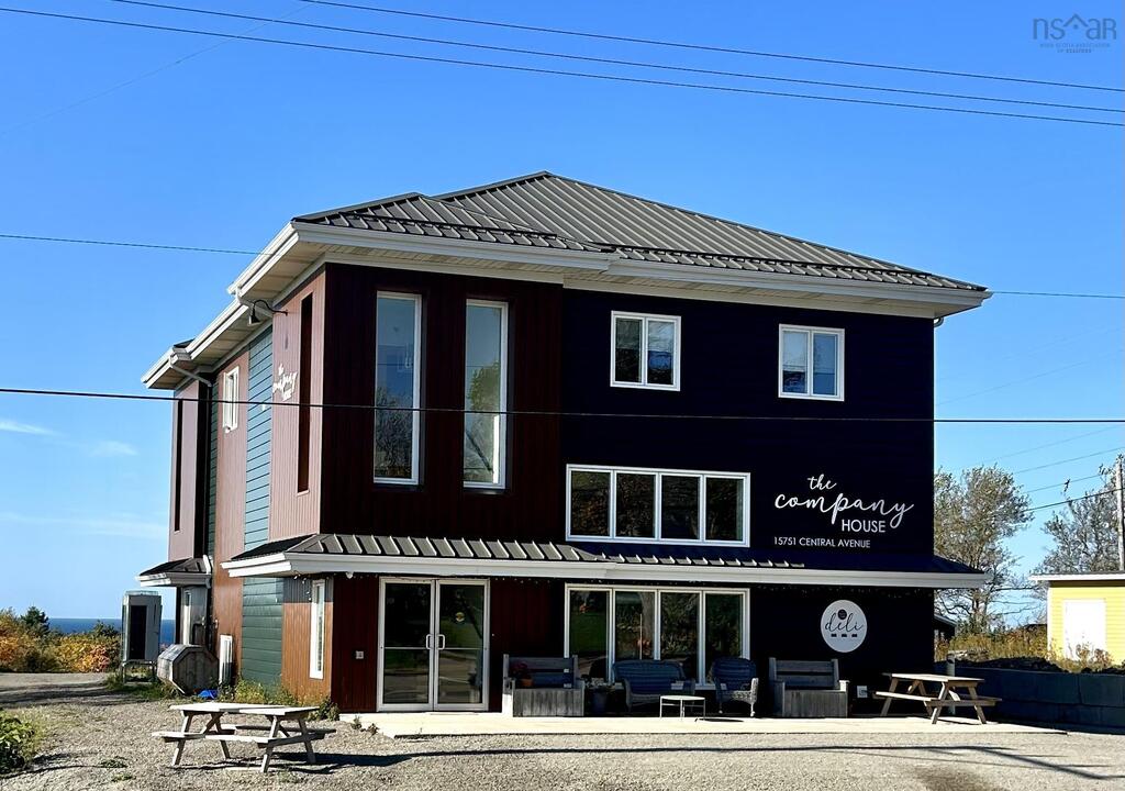 15751 Central Avenue, Inverness - photo 3