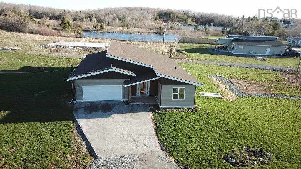 Unit 4 39 C N Road, Shubenacadie