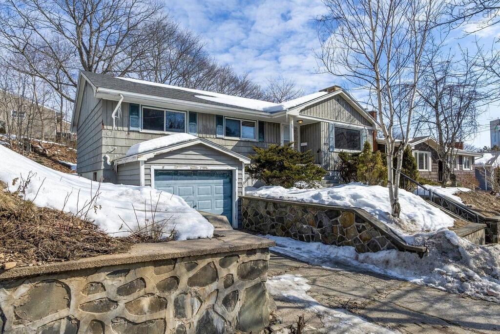 2835 Joseph Howe Drive, Halifax - photo 2