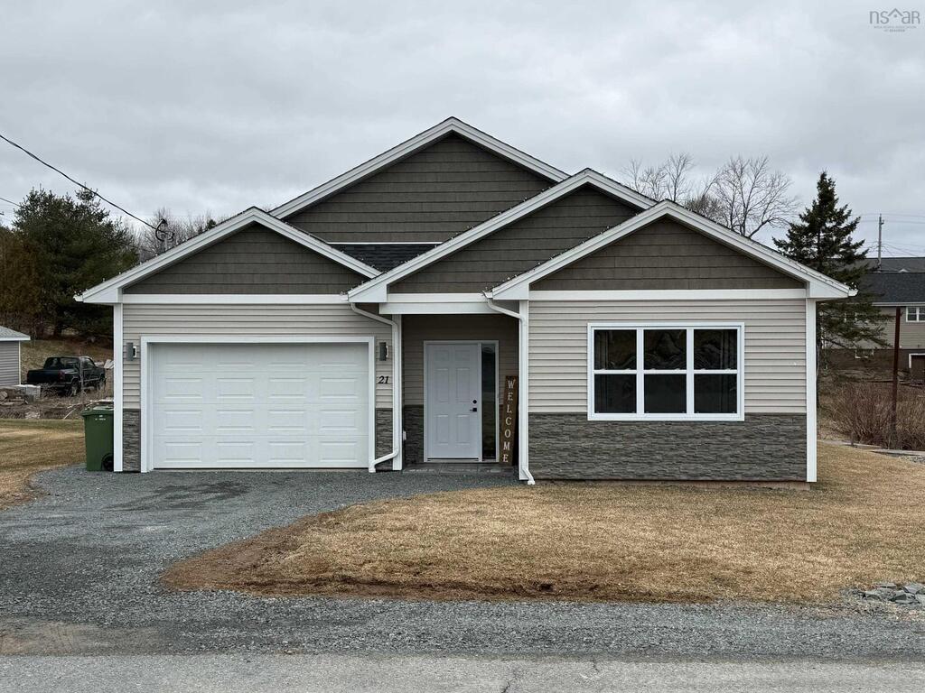 21 Ridge Avenue, Stewiacke