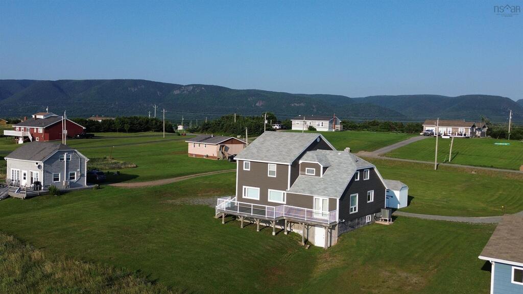 15715 Cabot Trail, Chéticamp - photo 2