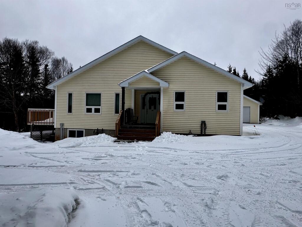 9722 Kempt Head Road, Ross Ferry