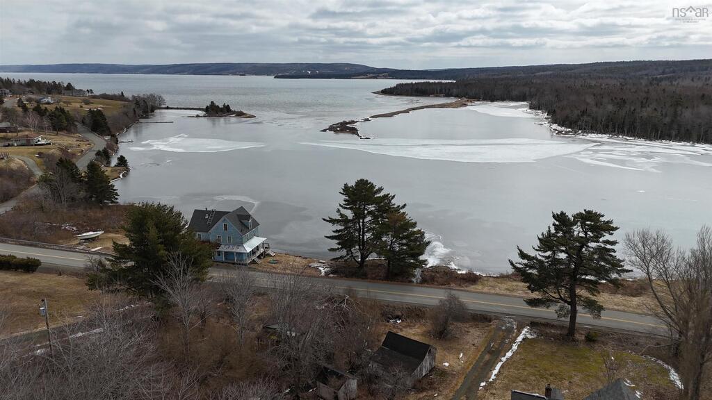 2157 Marble Mountain Rd, West Bay - photo 2