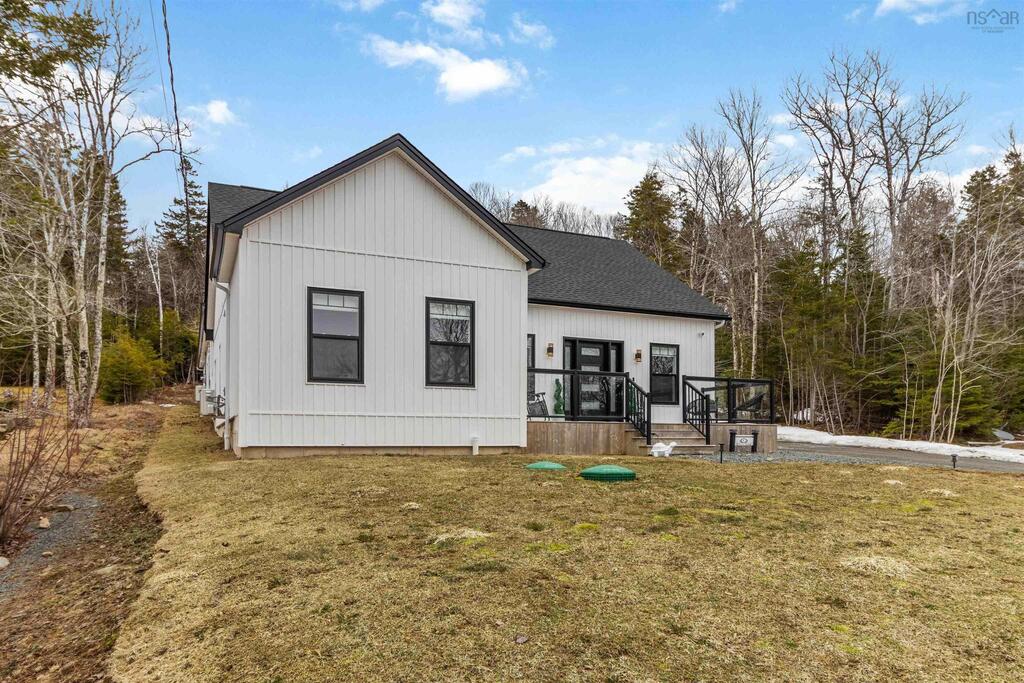 30 Cove Road, East Uniacke - photo 4