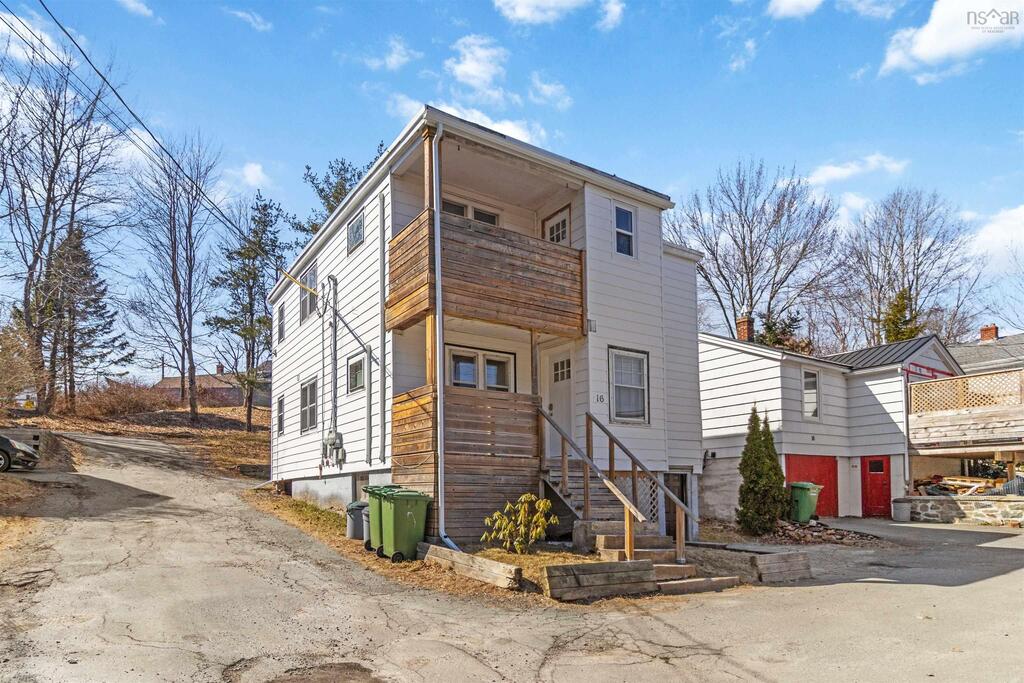 16 Cottage Road, Halifax