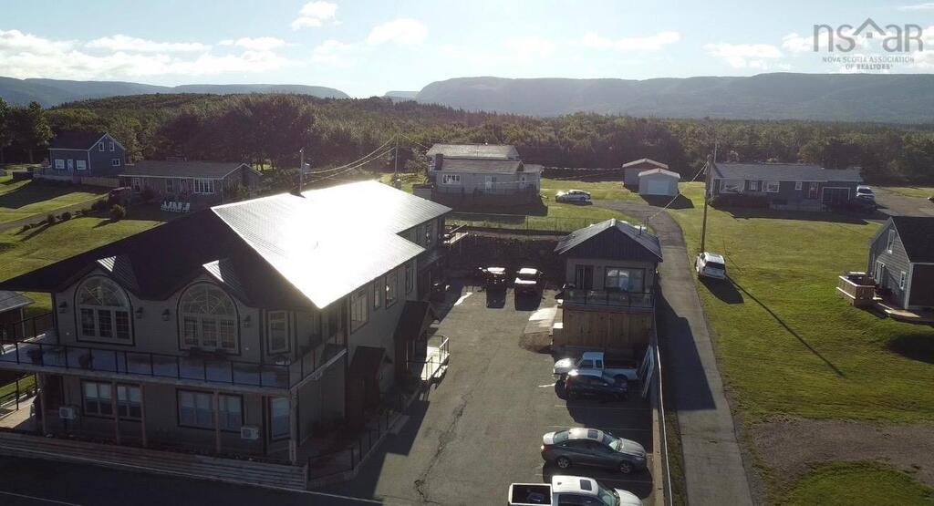 15482 Cabot Trail, Chéticamp - photo 3