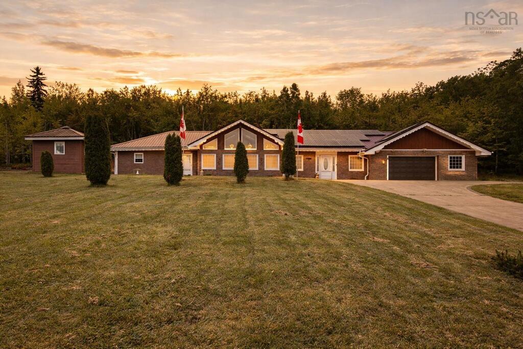 10383 105 Highway, Aberdeen