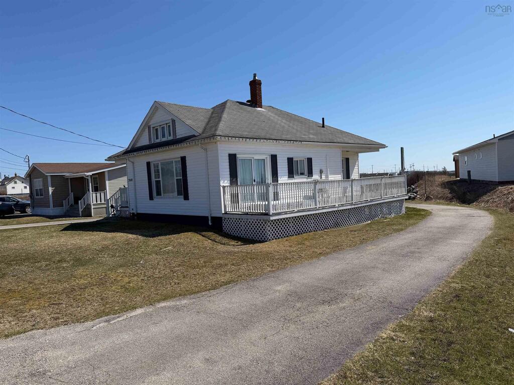 2660 Main Street, Clark's Harbour - photo 2