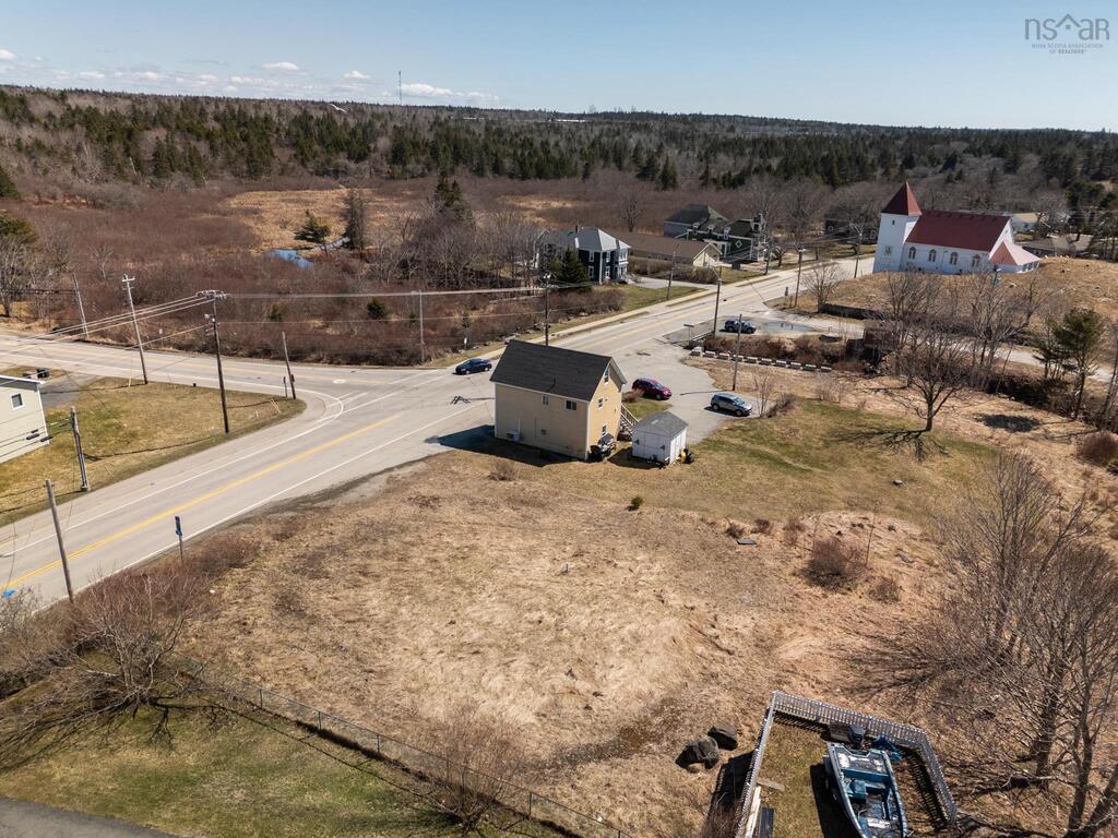 811 Highway 1, Hebron - photo 4