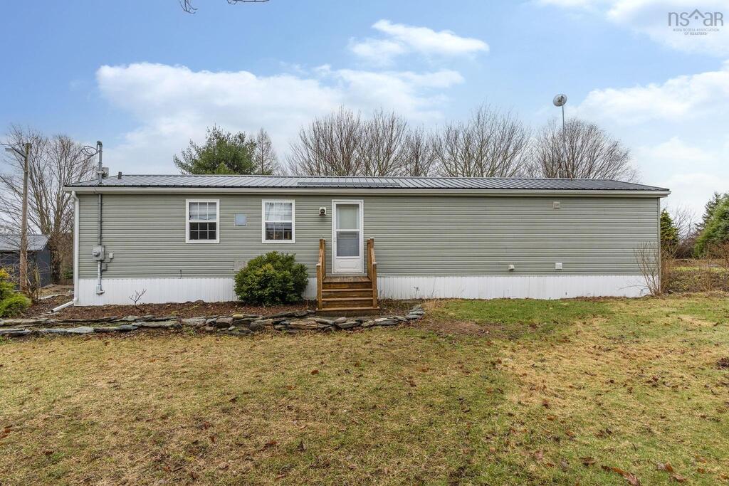 101 Pulsifer Road, Wittenburg