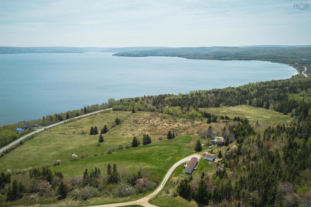 1576 West Lake Ainslie Road, West Lake Ainslie - photo 4