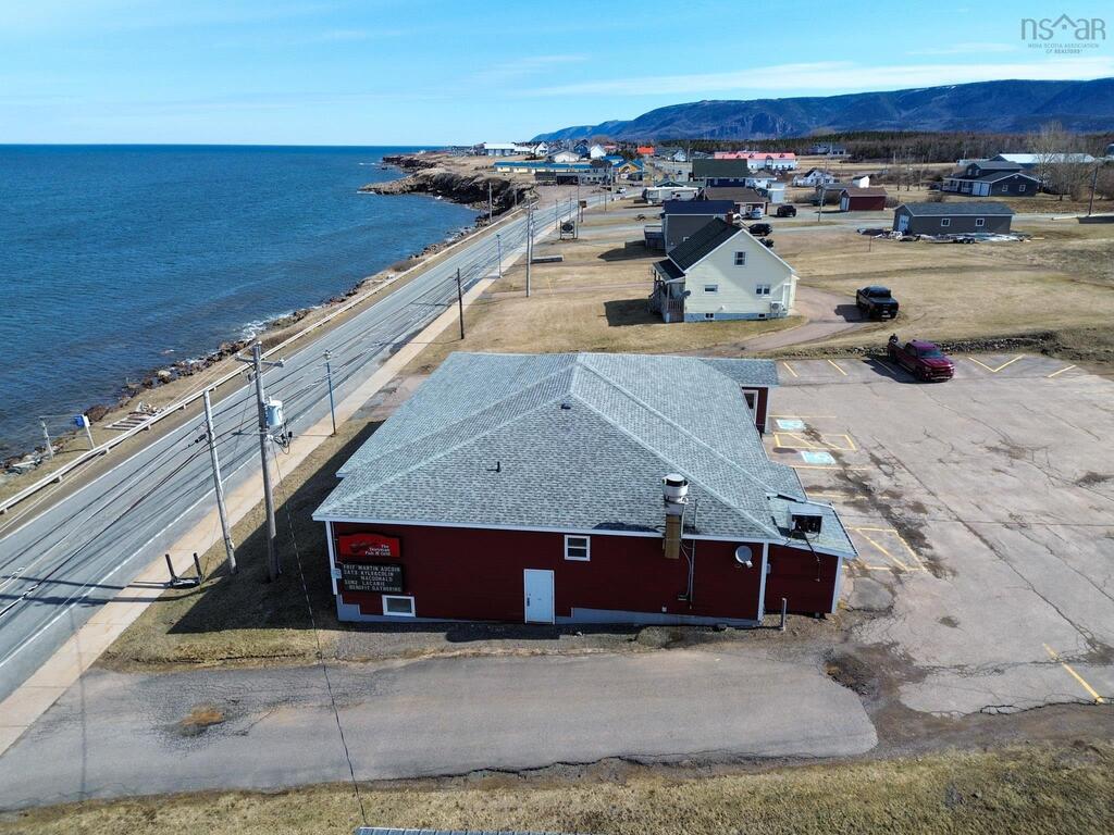 15528 Cabot Trail, Chéticamp - photo 3