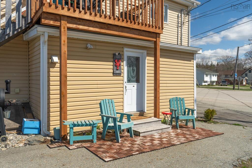 805 Highway 1, Hebron - photo 4